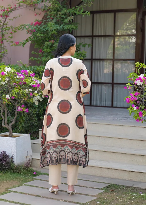 Cream_Cotton_Flared_Anarkali_Kurta_For_Women