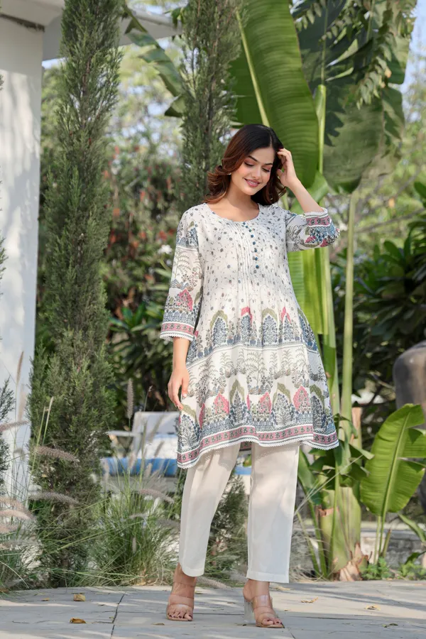 White_Cotton_Flared_Tiered_Floral_Print_Kurta_For_Women