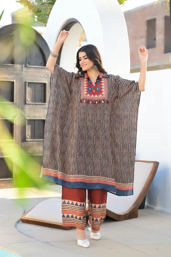 Multicolor_Cotton_Striped_Tribal_Print_Kaftan_Palazzo_Set_For_Women