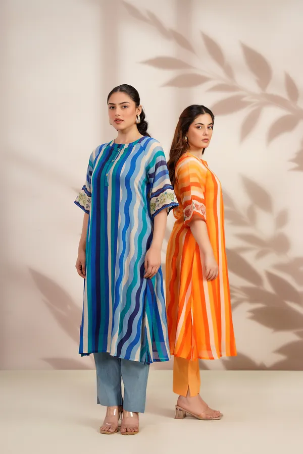 Blue_Cotton_A-Line_Wavy_Stripe_Printed_Kurta_For_Women