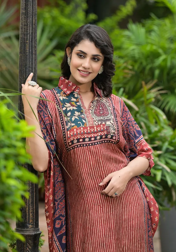 Brown_Cotton_Silk_Kaftan_For_Women