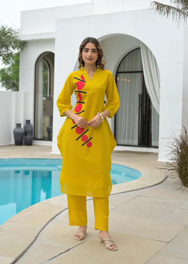 Yellow_Cotton_Straight_Geometric_Print_Kurta_Pant_Set_For_Women