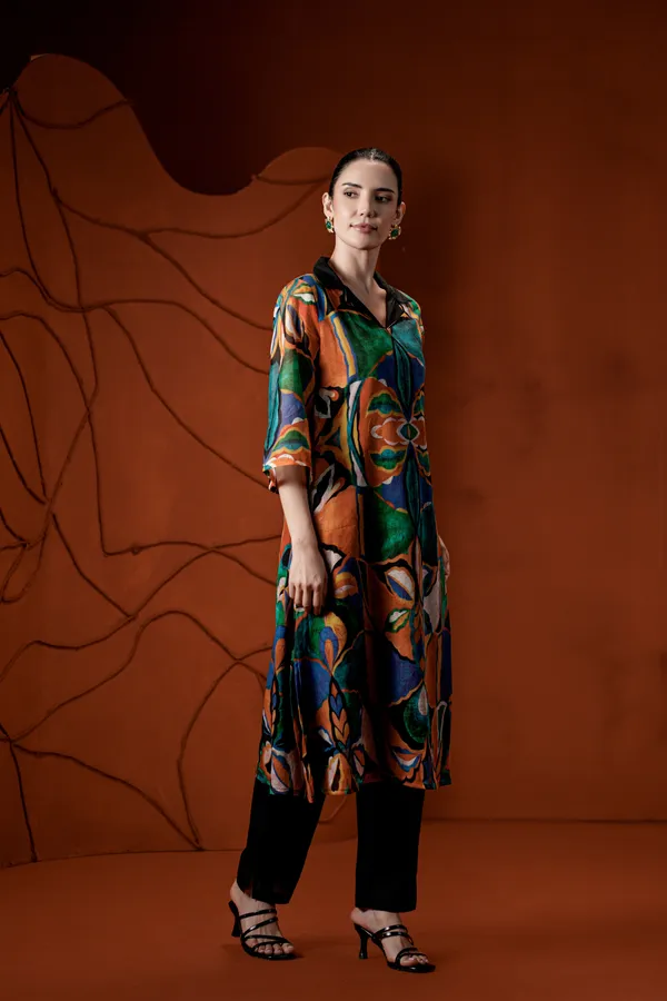 Multicolor_Cotton_Printed_Collared_Straight_Kurta_For_Women