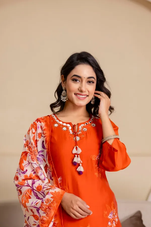 Rust_Mul_Chanderi_Three_Piece_Suit_Set_For_Women