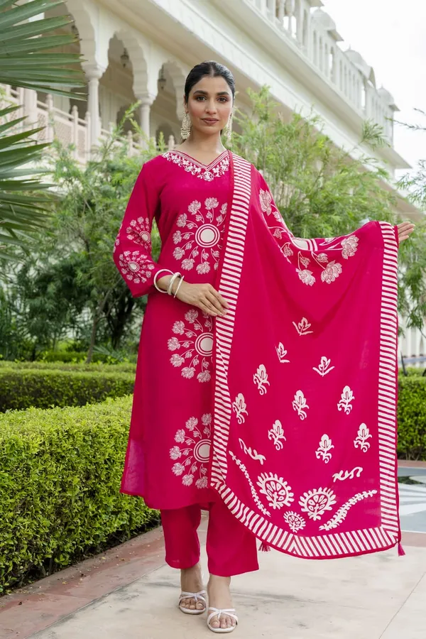 Pink_Crepe_Three_Piece_Suit_Set_For_Women