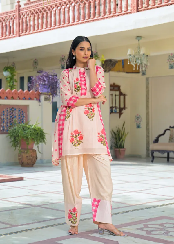Peach_Cotton_A-Line_Floral_Checkered_Kurta_Set_For_Women