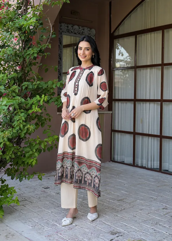 Cream_Cotton_Flared_Anarkali_Kurta_For_Women