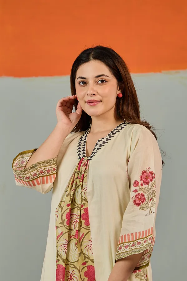 Cream_Cotton_Floral_Print_A-Line_Kurta_Pant_Set_For_Women