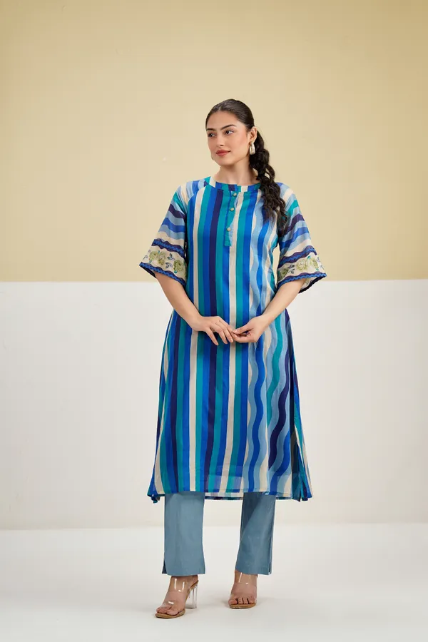 Blue_Cotton_A-Line_Wavy_Stripe_Printed_Kurta_For_Women