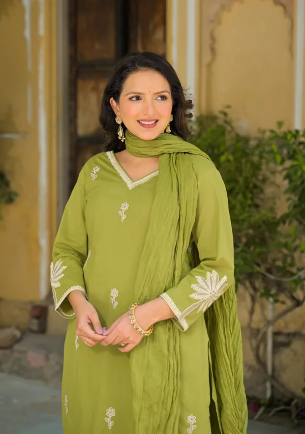 Green_Mul_Cotton_Three_Piece_Suit_Set_For_Women