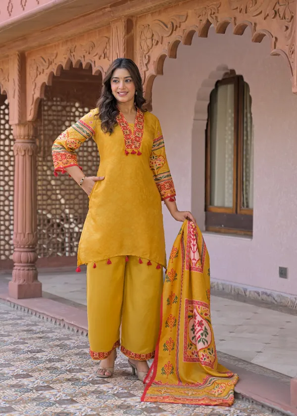 Mustard_Yellow_Mul_Cotton_Three_Piece_Suit_Set_For_Women