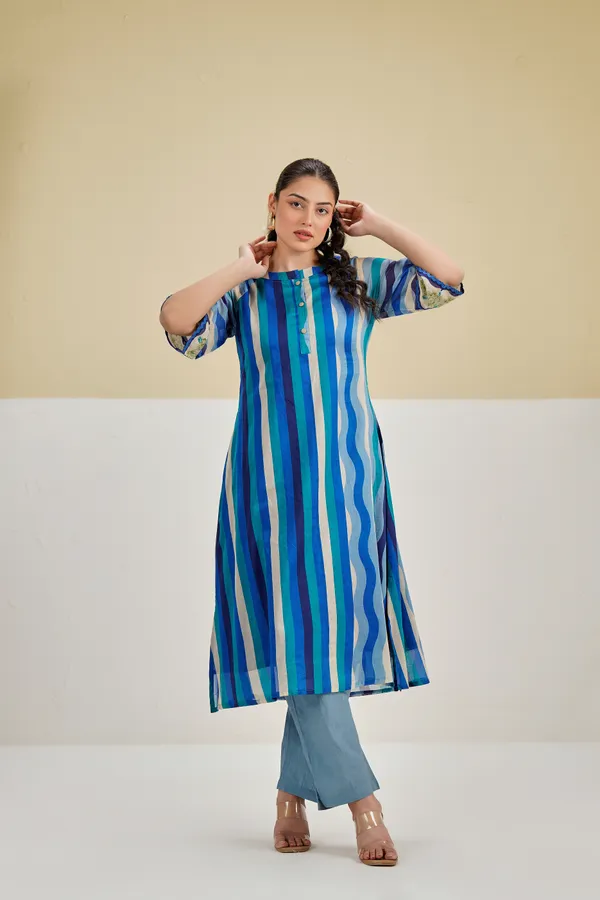 Blue_Cotton_A-Line_Wavy_Stripe_Printed_Kurta_For_Women