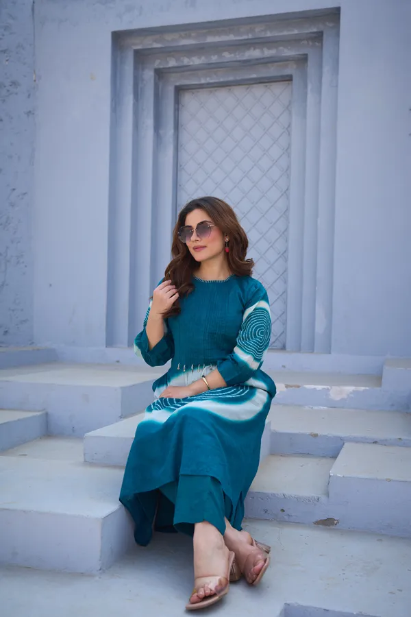 Teal_Cotton_Straight_Shibori_Print_Kurta_Pant_Set_For_Women