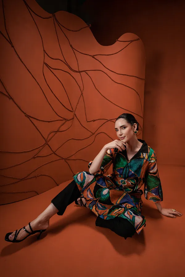 Multicolor_Cotton_Printed_Collared_Straight_Kurta_For_Women