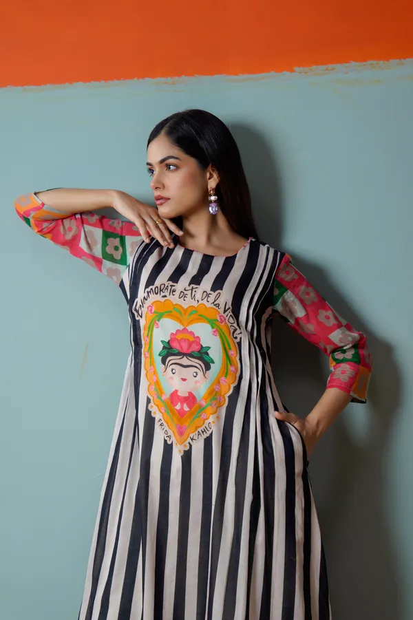 Black_White_Cotton_Striped_Flared_Kurta_For_Women