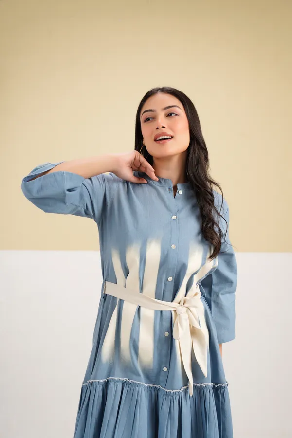 Blue_Cotton_Tie_Dye_Tiered_Shirt_Dress_For_Women