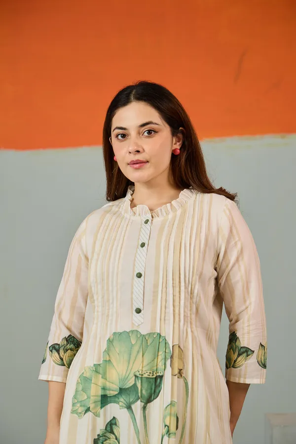 Cream_Cotton_A-Line_Lotus_Print_Kurta_For_Women