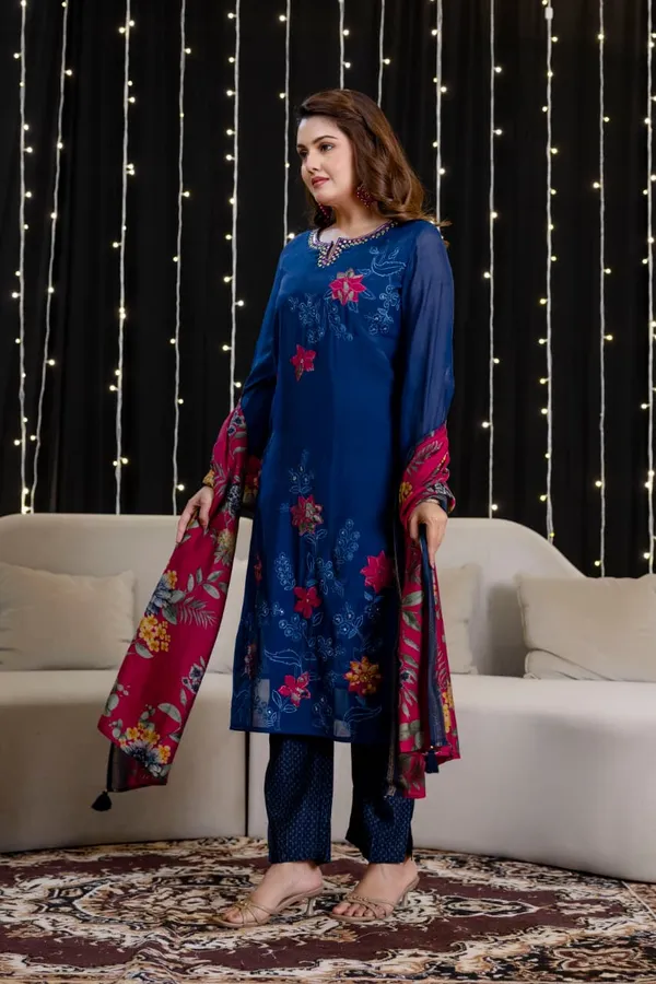 Royal_Blue_Mul_Chanderi_Three_Piece_Suit_Set_For_Women
