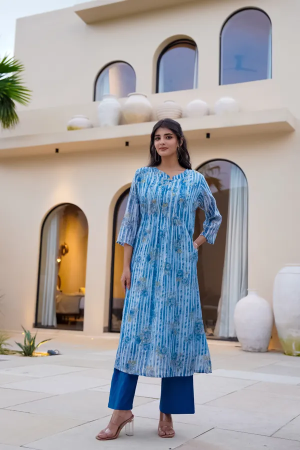 Blue_Cotton_Straight_Floral_Print_Kurta_For_Women