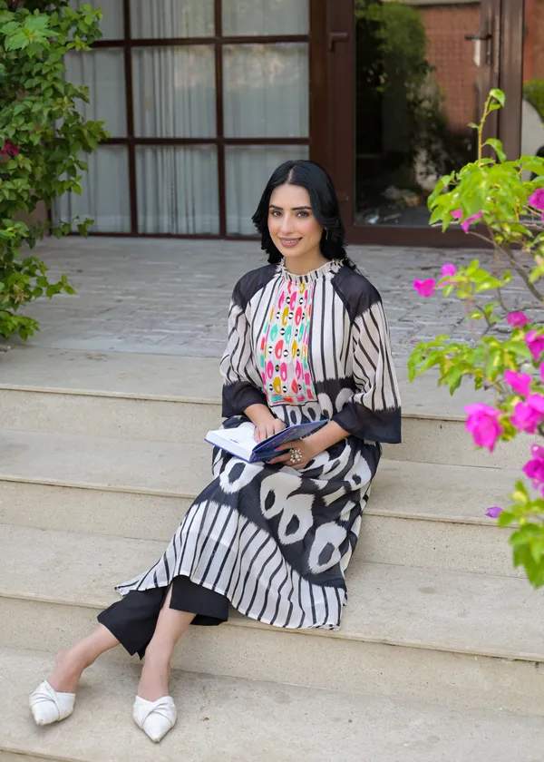 Black_White_Cotton_A-Line_Printed_Kurta_For_Women