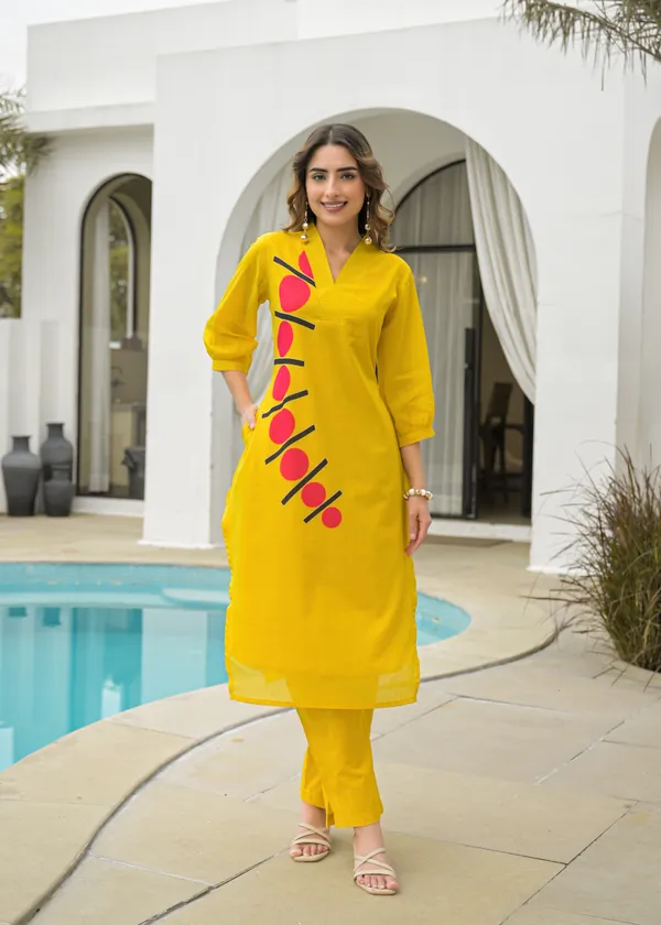 Yellow_Cotton_Straight_Geometric_Print_Kurta_Pant_Set_For_Women