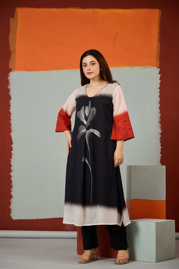 Black_Off-White_Cotton_Floral_Print_Flared_Kurta_For_Women