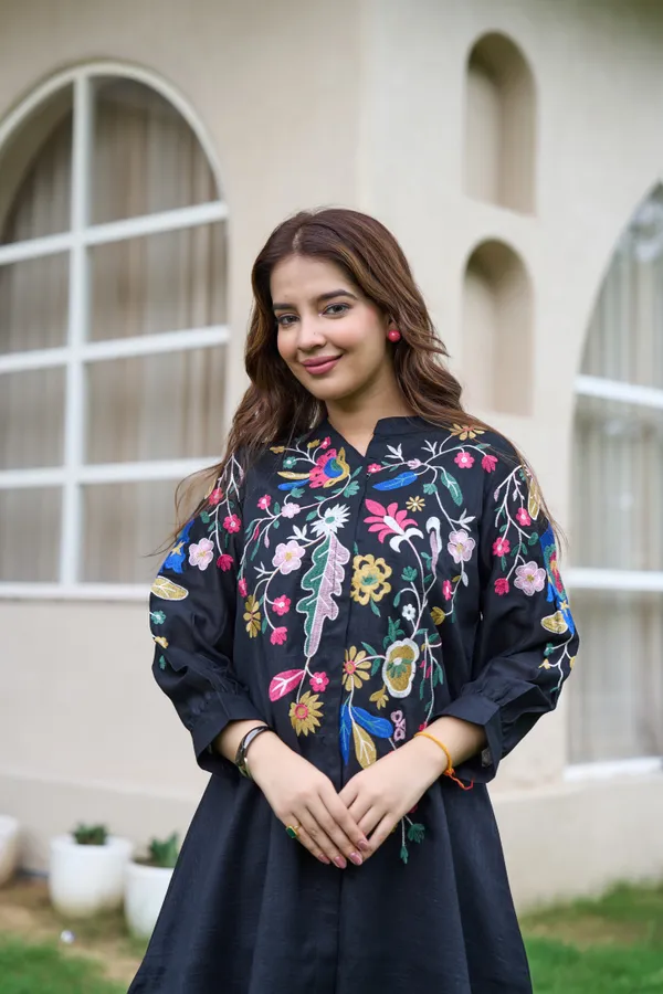 Black_Cotton_Floral_Embroidered_High-Low_Kurta_Set_For_Women