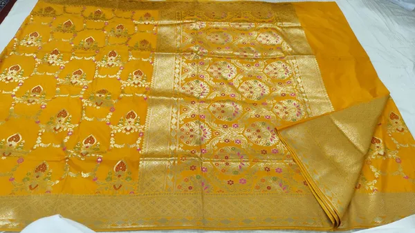 Yellow_Katan_Silk_Zari_Woven_Banarasi_Saree_For_Women