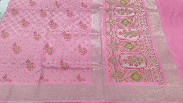 Pink_Katan_Silk_Zari_Floral_Booti_Banarasi_Saree_For_Women