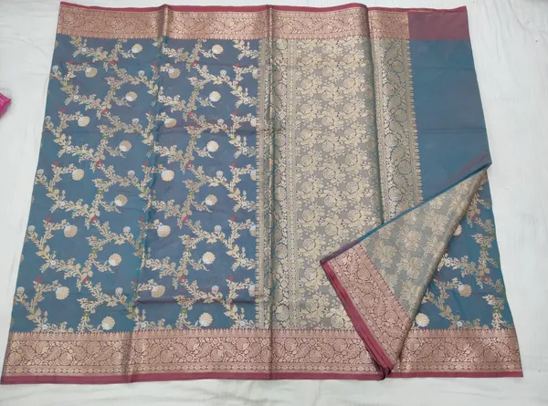 Blue_Art_Katan_Silk_Floral_Zari_Woven_Banarasi_Saree_For_Women