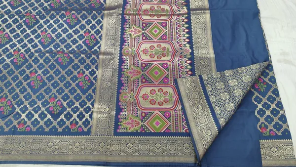 Blue_Katan_Silk_Zari_Jaal_Floral_Woven_Banarasi_Saree_For_Women