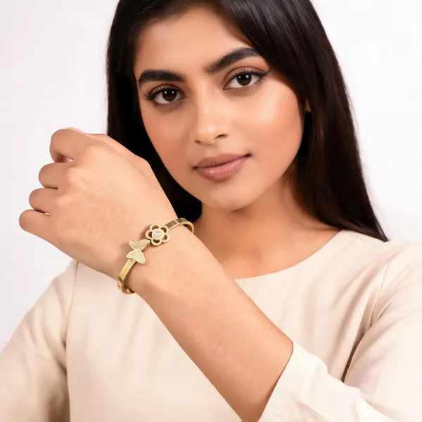 Gold_Tone_Stainless_Steel_Butterfly_Floral_Bangle_For_Women