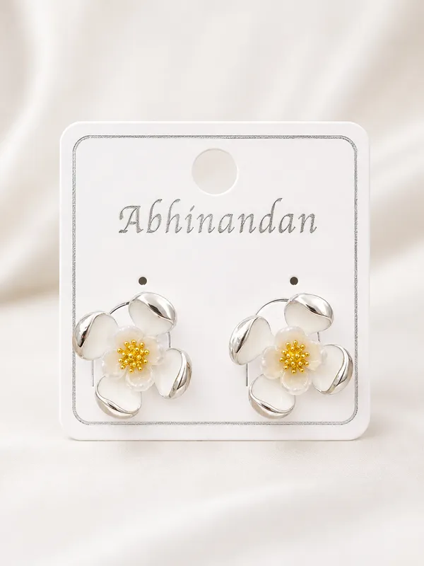 White_Alloy_Floral_Stud_Earrings_For_Women