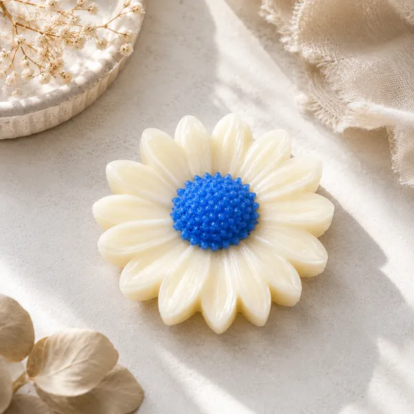 Daisy_Flower_Shaped_Lavender_Decorative_Soap_Bar_-_Pack_Of_2