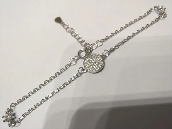 Silver_Link_Chain_Crystal_Centrepiece_Bracelet_For_Women