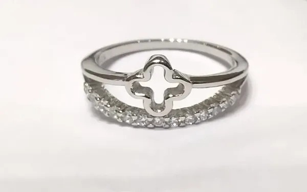 Silver_Sterling_Cross_Motif_Stone_Studded_Ring_For_Women