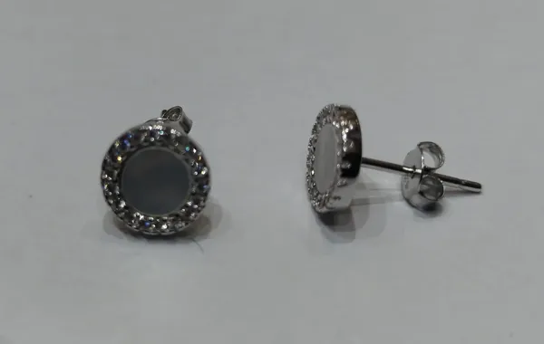 Silver_Crystal_Round_Drop_Earrings_For_Women
