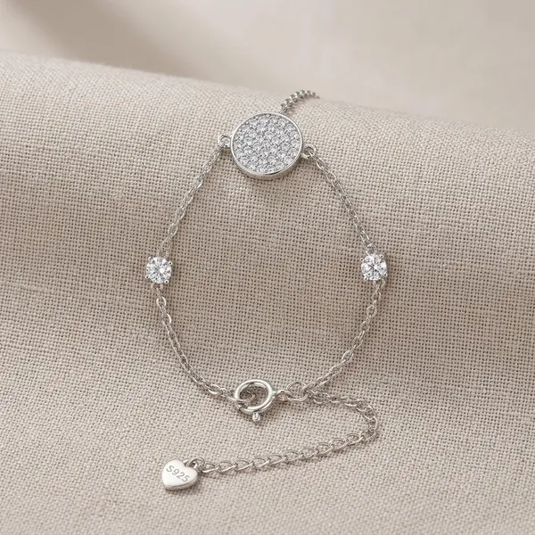 Silver_Link_Chain_Crystal_Centrepiece_Bracelet_For_Women