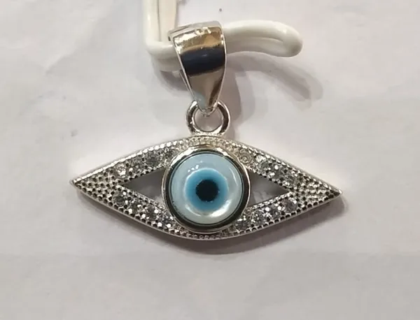 Silver_Blue_Evil_Eye_Pendant_For_Women