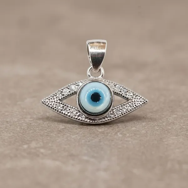 Silver_Blue_Evil_Eye_Pendant_For_Women