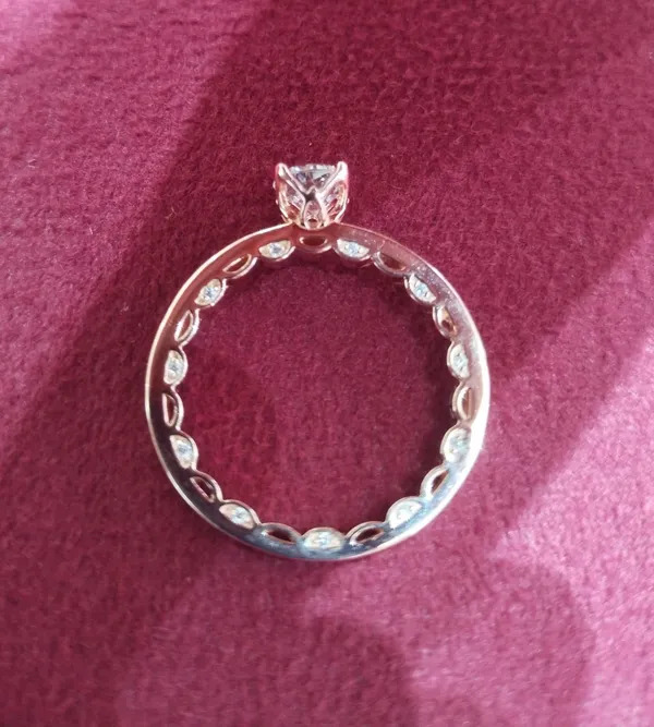 Silver_Sterling_925_Circular_Leaf_Motif_Stone_Ring_For_Women