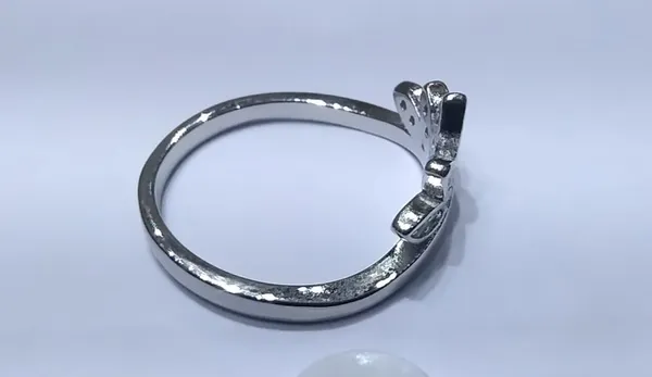 Silver_Floral_Crown_Setting_Ring_For_Women