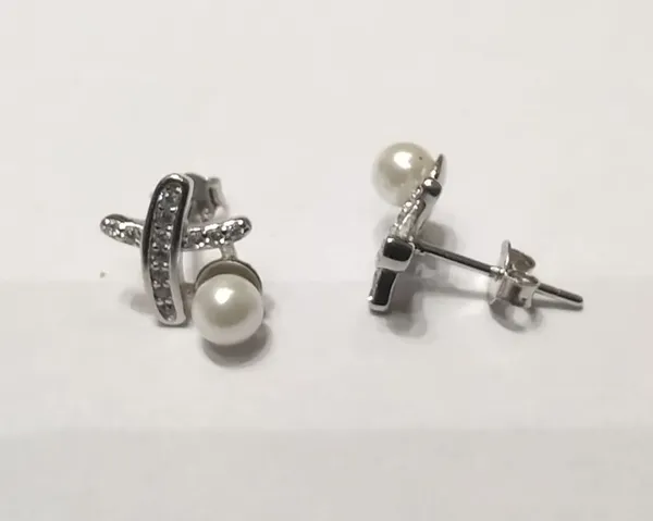 Silver_Sterling_Pearl_Crystal_Bar_Stud_Earrings_For_Women