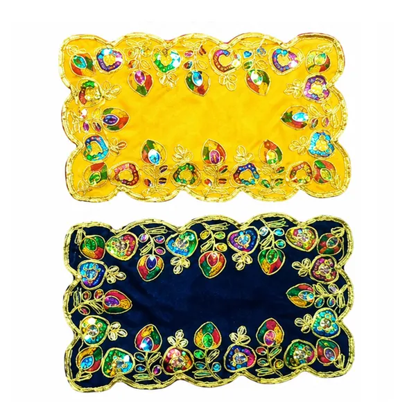 Decorative_Bhagwan_Aasan_for_God_Idols_Puja_Pack_of_2_pc_(12*20_inch)