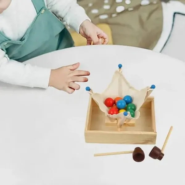 Montessori-clip-bead-game