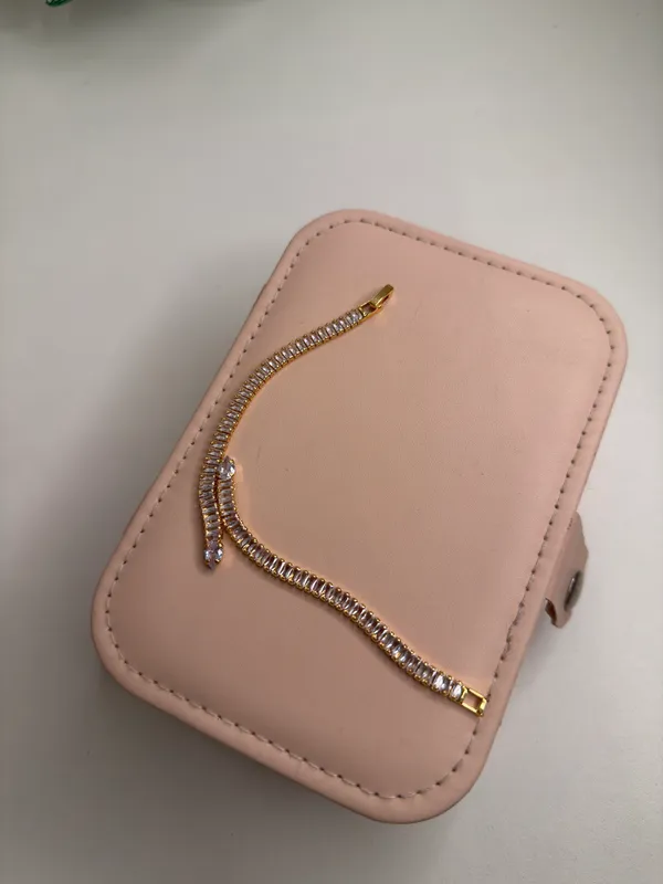 White_Diamond_Bracelet_For_Women