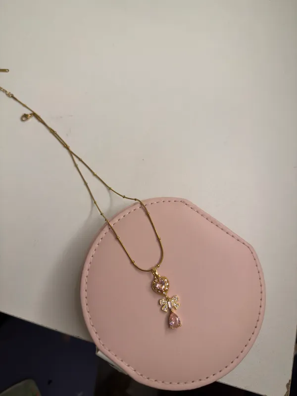 Pink_Diamond_Oval_Link_Pendant_Necklace_For_Women