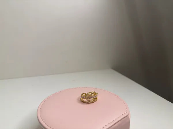 Diamond_Knot_Stud_Ring_For_Women