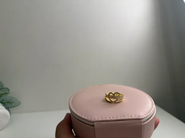 Diamond_Knot_Stud_Ring_For_Women