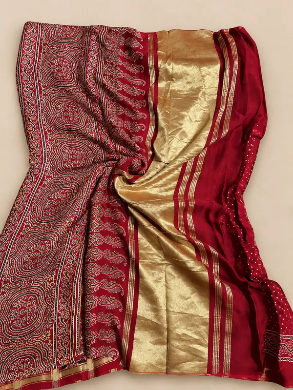 Red_Pure_Modal_saree_For_Women